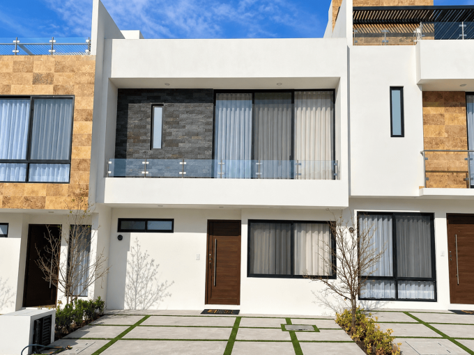 CASA EN VENTA EN ZIBATA EL MARQUES QUERETARO