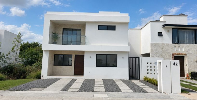 CASA EN VENTA PORTALEGRE