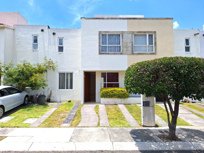 CASA EN VENTA RESIDENCIAL DEL PARQUE