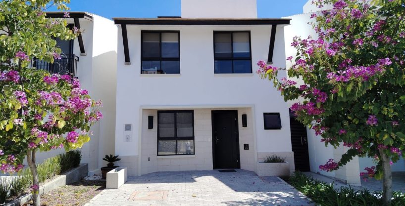 CASA EN VENTA EN EL REFUGIO